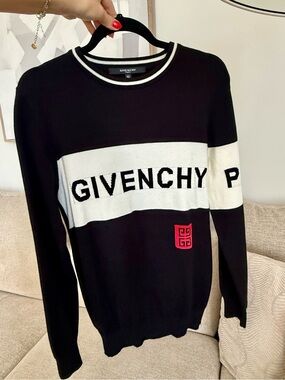 GIVENCHY Paris Embroidered Logo Colorblock Crewneck Sweater | Men’s Size XL